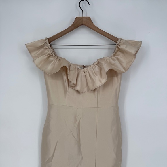 Alfred Sung Off-The-Shoulder Ruffle Neck Satin Trumpet Gown Size 4 - Picture 4 of 13